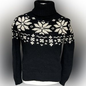 Eddie Bauer Black/White Snowflake Chunky Turtleneck Sweater